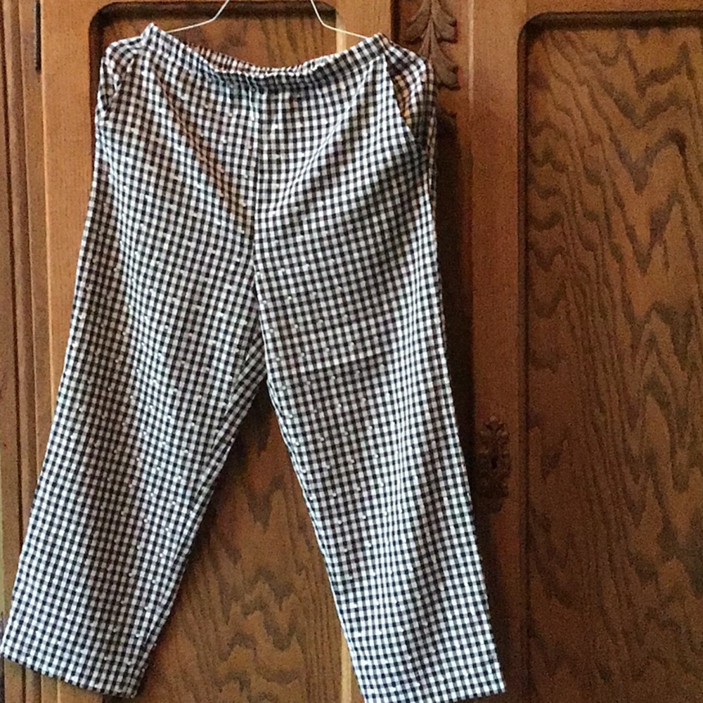 Sag Harbor Black Checked Cropped Pants